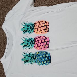 Size M pineapple shirt